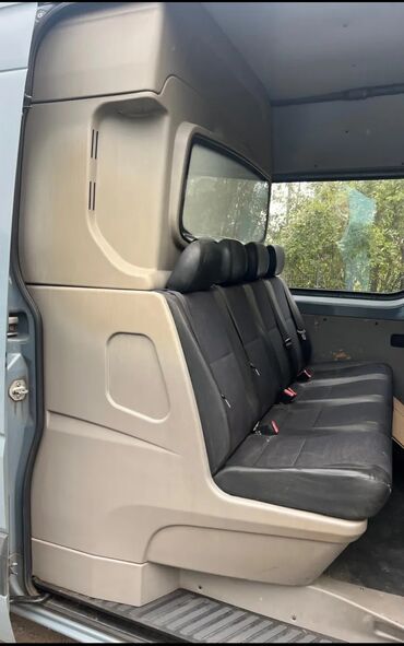запчасти на корейские авто конт 15г бишкек фото: Куплю такую перегородку на низкий рекс. Спринтер 906. Грузопассажир