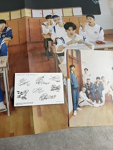 CD, DVD дисктер: Постер и фотокарточки BTS — серия “Us, Ourselves, &” (Special 8 — 6