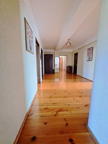 Yeni tikili: 8-ci kilometr, 4 otaqlı, Yeni tikili, m. Xalqlar Dostluğu, 131 kv. m — 3