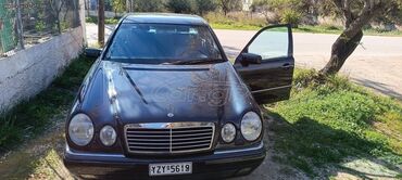 Mercedes-Benz E 200: 2 l. | 1999 έ. | Λιμουζίνα