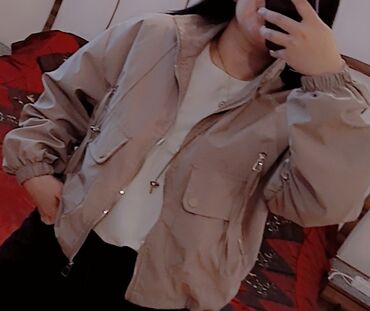 женские теплые спортивные костюмы: Ветровка куртка, Bershka, M (EU 38)