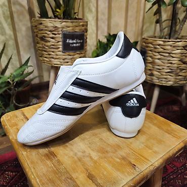 white: Кроссовки, 40.5, Adidas, Новый, цвет - Белый, Платная доставка — 3