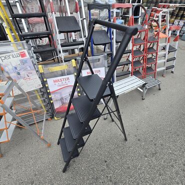 Nərdivanlar: Teleskopik nərdivan, müxtəlif hündürlüklərdə işləmək üçün ideal olan — 23