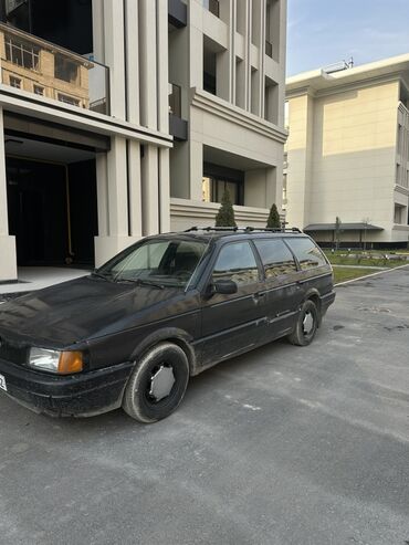 Volkswagen: Volkswagen Passat Variant: 1989 г., 1.8 л, Механика, Бензин, Универсал — 1