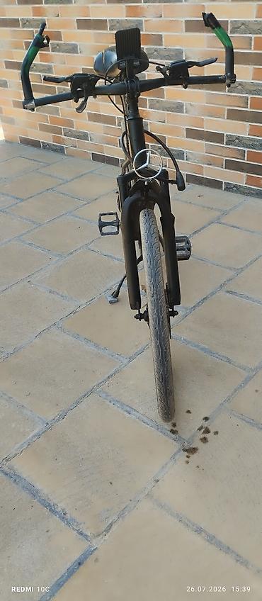 trek marlin 5: Şəhər tipli velosiped – qara rəngdə, 26” təkərli Xüsusiyyətlər: - — 3
