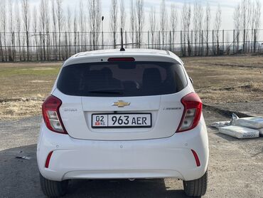 Chevrolet: Chevrolet Spark: 2020 г., 1 л, Вариатор, Бензин, Хэтчбэк — 4
