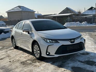 Toyota: Toyota Corolla: 2019 г., 1.8 л, Вариатор, Гибрид, Седан