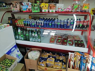 Soyuducu avadanlığı: Mini-market vitrini və ərzaq çeşidləri Məhsul təsviri: - Soyuducu — 2
