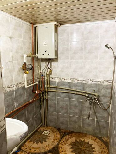 Bağ evlərinin kirayəsi: Bakıxanov qəs., 110 kv. m, 3 otaqlı, Hovuzsuz, Kanalizasiya, Kombi, Qaz — 5