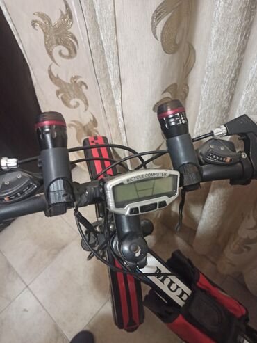 İdman velosipedləri: İşlənmiş Şose velosipedi 28", sürətlərin sayı: 7, Ünvandan götürmə — 10