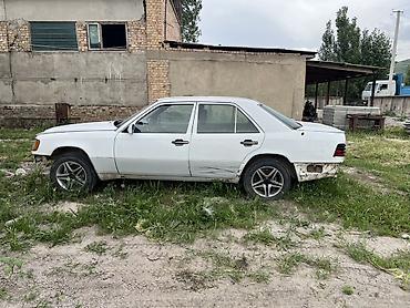 запчасти опель омега б: Mercedes-Benz W124: 2026 г., 2 л, Механика, Бензин, Седан — 2