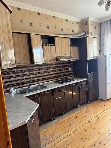 Qonaq otağı dəstləri: Metro Həzi Aslanov çıxışında geniş 3 otaqlı mənzil kirayə verilir Bakı — 4