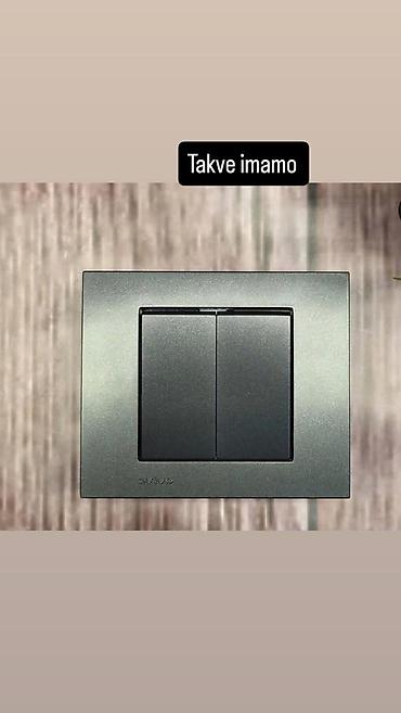 Utičnice: Suho utičnice mat crne - 300 dinara. -Duple suho utičnice mat crne - — 9