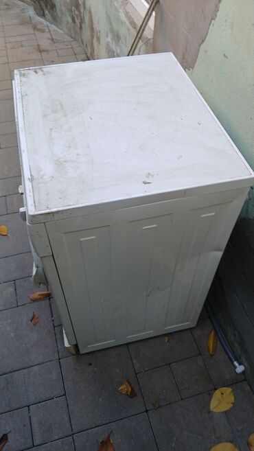 Paltaryuyan maşınlar: Paltaryuyan maşın Bosch, 6 kq, Ünvandan götürmə — 9