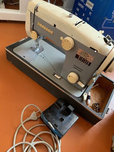 мотор для швейной машинки: Швейная машинка 4000