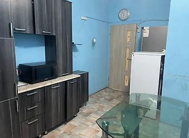 в районе тунгуч: 4 комнаты, 92 м², Тунгуч мкр 106 серия, 8 этаж, Старый ремонт — 4