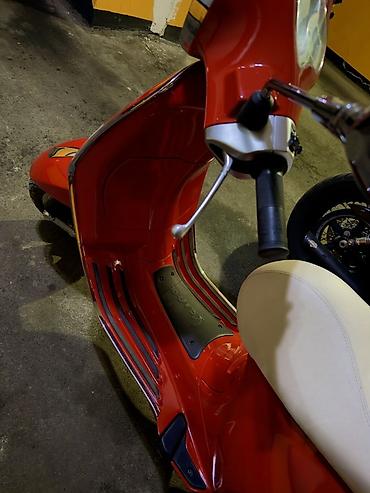 vespa: Italyandır,tezedir,18 km zavod test yürüşündədir,dekor kimi istifade — 8