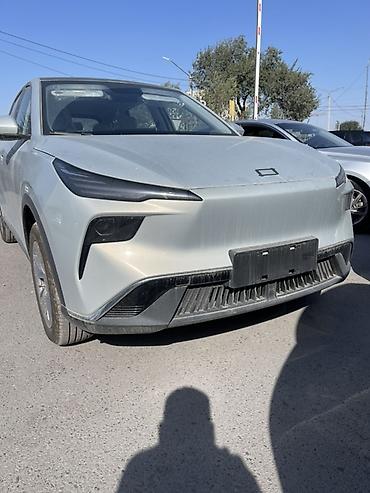 roewe i6: FAW Besturn: 2025 г., Автомат, Электромобиль, Кроссовер — 8