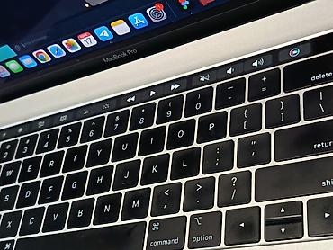 macbook m5 pro: Б/у, Intel Core i7, ОЗУ, RAM: 16 ГБ — 4