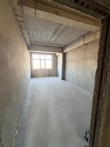 квартира потселением: 3 комнаты, 112 м², Площадь Ала-Тоо 6 этаж, ПСО (под самоотделку) — 3
