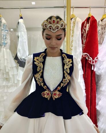 Платья на кыз узатуу: Оптом‼️Оптом‼️Оптом‼️ Продаются новые костюмы и платья ручной работы! — 5