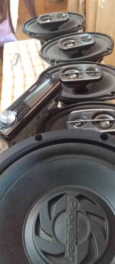 Dinamiklər və kolonkalar: İşlənmiş Pioneer Kolonka, Növ - Akustik, rəng - Qara -da lalafo.az — 18 Dinamiklər və kolonkalar: İşlənmiş Pioneer Kolonka, Növ - Akustik, rəng - Qara — 18