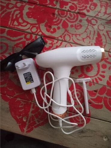 sobna klima mala: IPL hair removal laser
aparat za epilaciju novo