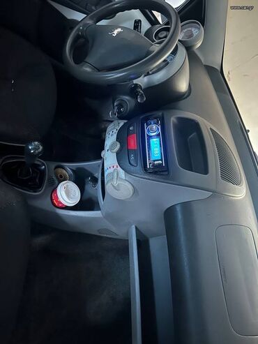 Peugeot: Peugeot 107: 1 l. | 2009 έ. 149000 km. Χάτσμπακ — 7