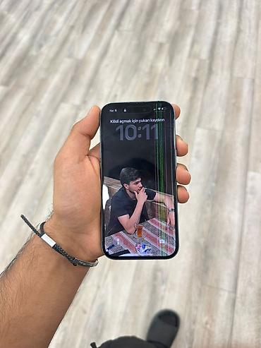 telefin: IPhone 16, 128 GB — 6
