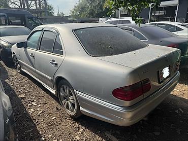 byd e9 1: Mercedes-Benz E-Class: 1997 г., Седан — 4