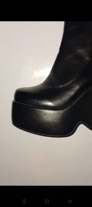 Çəkmələr: Uzunboğaz, Ölçü: 38, rəng - Qara, Yeni — 11