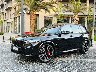 BMW: BMW X5 – Premium SUV - Kuzov: tam ölçülü SUV, qara rəng, aqressiv — 5