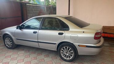Volvo: Volvo S40: 2001 г., 1.6 л, Механика, Бензин, Седан