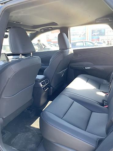 продаю lexus: Lexus RX: 2026 г., 2 л, Бензин, Кроссовер — 3