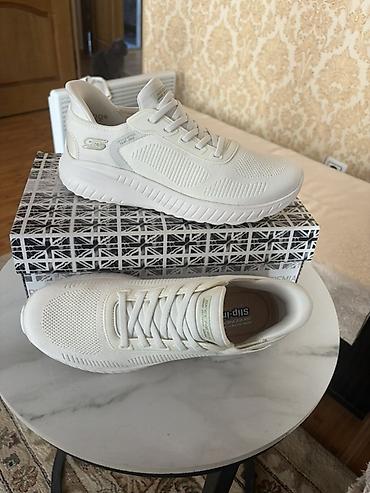 37: Брендовые кроссовки Skechers BOBS Slip-ins - Модель: BOBS by Skechers — 1