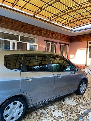 210 mers: Honda Fit: 2003 г., 1.3 л, Вариатор, Бензин, Хэтчбэк — 4