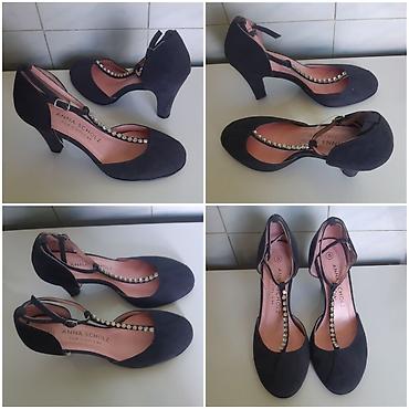 shoes: Anna Scholz for Simply Be – elegantne teget cipele na štiklu - Model — 2