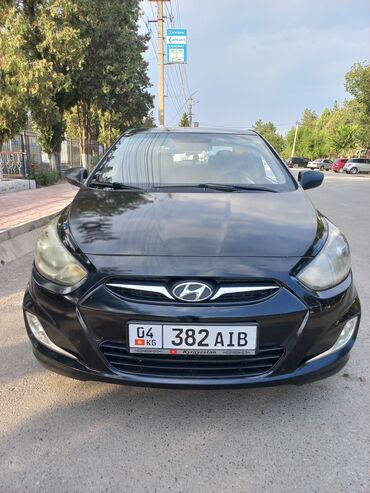 строительные материалы б у: Hyundai Solaris: 2013 г., 1.6 л, Механика, Бензин, Седан