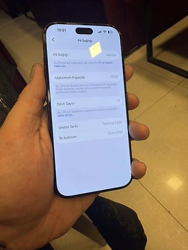 telefonlar iphone: IPhone 18 Pro, 256 GB, Bordo, Face ID — 3