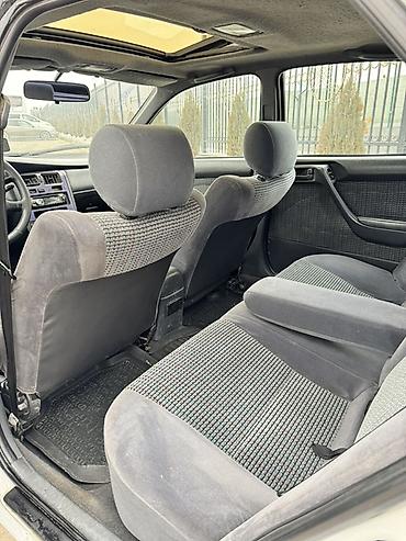 Toyota: Toyota Carina E: 1996 г., 1.8 л, Механика, Бензин, Хэтчбэк — 12