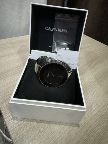 кофта женская: Часы Calvin Klein оригинал Swiss made . Покупали в Дубаи за 354$ (