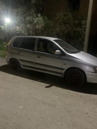 Mitsubishi: Mitsubishi Space Star: 2001 г., 1.3 л, Механика, Бензин, Универсал