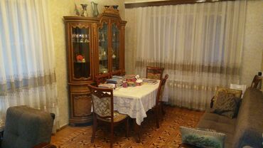 Köhnə tikili: Bakı, 3 otaqlı, Köhnə tikili, m. Əhmədli, 70 kv. m — 2