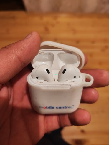 baku electronics airpods: İşlənmiş Simsiz (Bluetooth) Qulaqcıqlar, Apple, rəng - Ağ