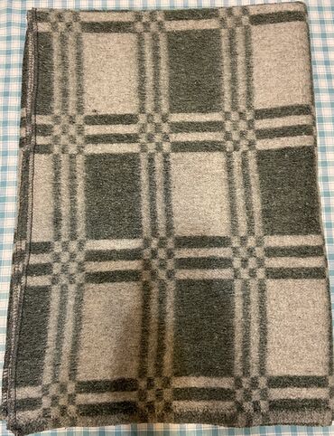 конверт одеяло: Продам Одеяло 1,36 м х 2,02 м (Плед, Покрывало)