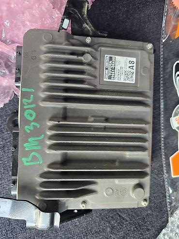 Другие детали электрики авто: Блоки управления Toyota RAV4 — комплект 1) ЭБУ двигателя (Engine — 1