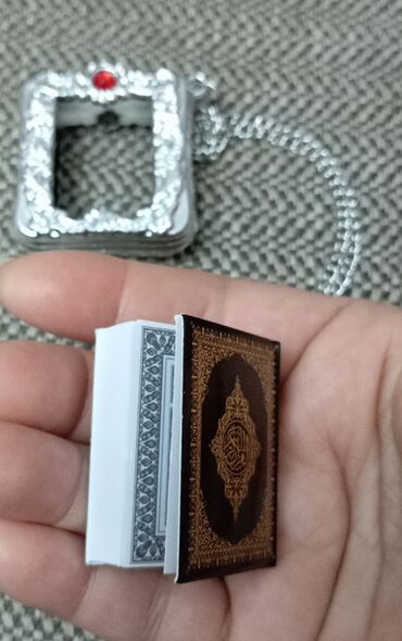 Dini kitablar: Qədimi çox kiçik ölçülü, miniatür QURAN KİTABI və kitabı — 8
