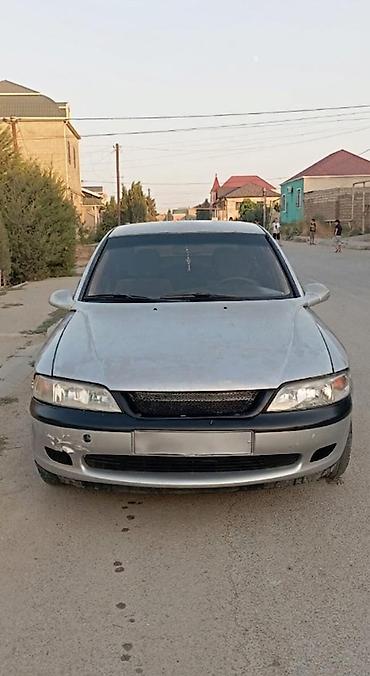 opel b: Opel Vectra: 2 l | 1997 il 360000 km Sedan — 1