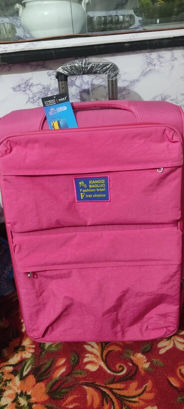 сумка на калесах: Продается чемоданы на 25 кг и 10кг состоянии новое купили и не