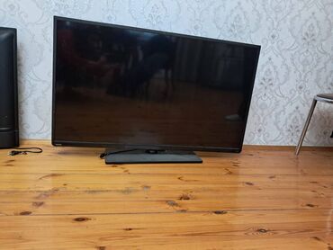 Televizorlar: İşlənmiş Televizor Toshiba 98" 4K (3840x2160), Ünvandan götürmə — 1